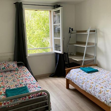 T3 De 55M2 Au Centre De Chartres Avec Parking Apartment Luaran gambar